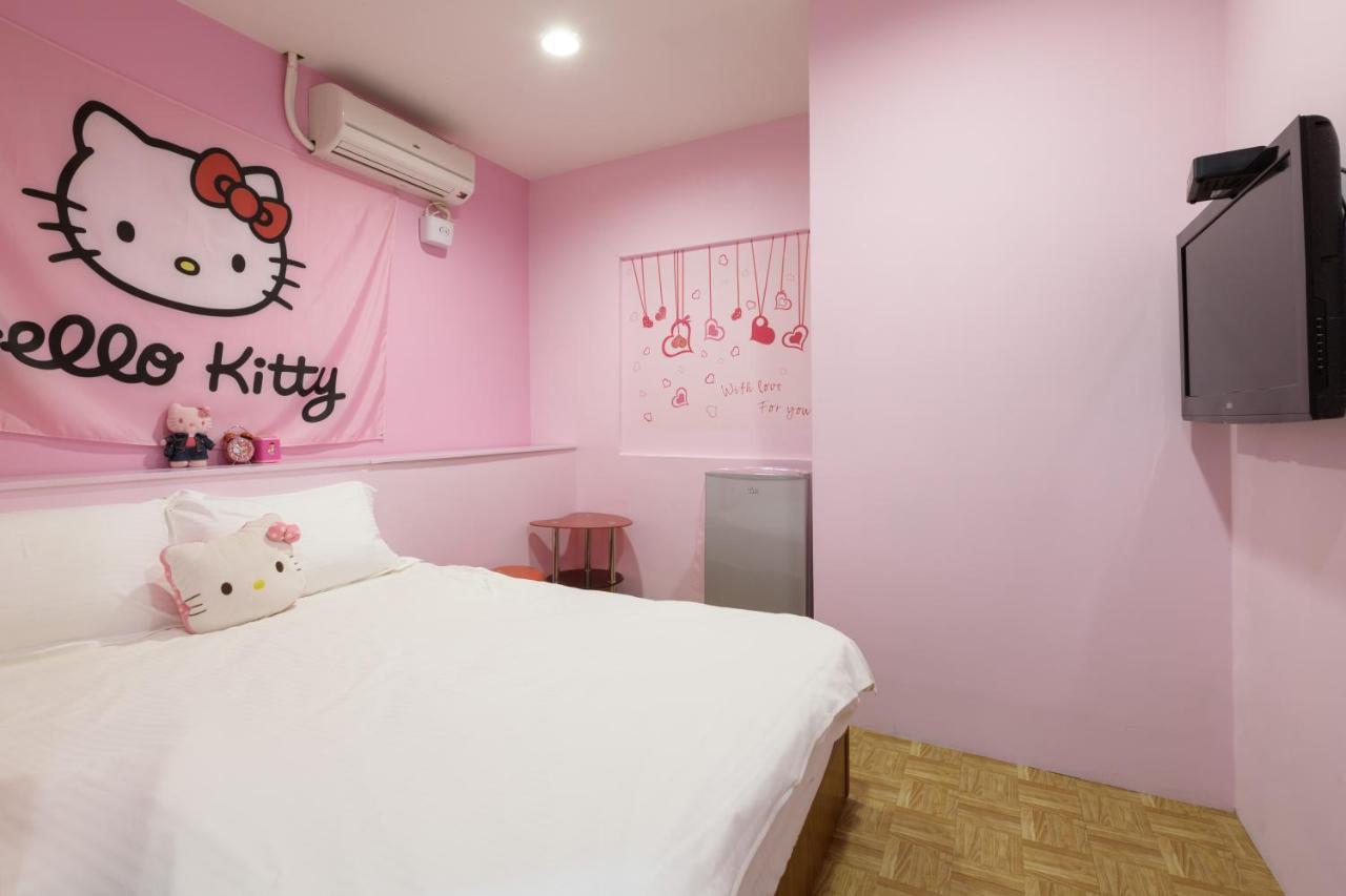 羅東夜市 小宅一生民宿 Night Market Small House Lifetime Hotel Луодонг Екстериор снимка